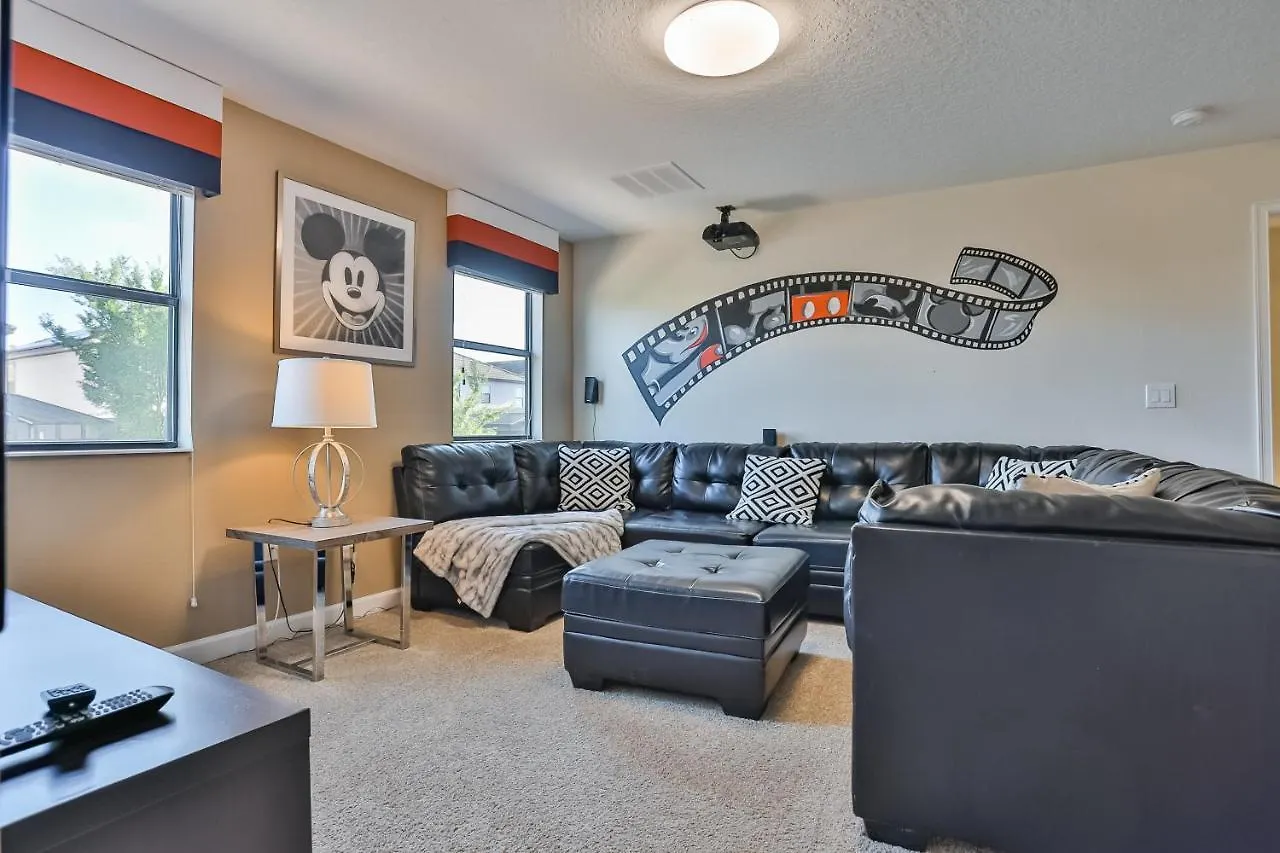 Champion Escape Villa Davenport